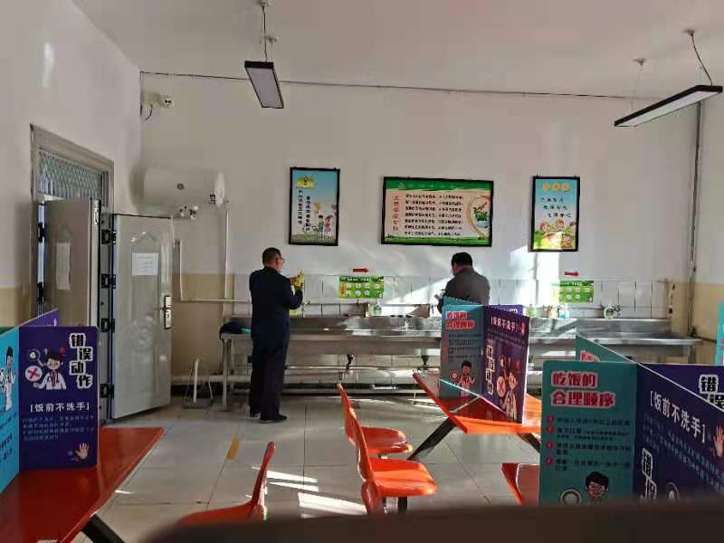 香煎黑椒鸡胸沙拉